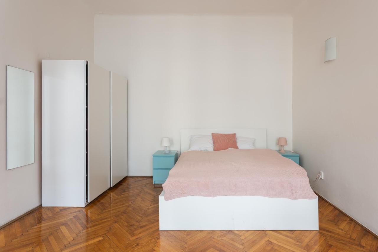 Welcoming Flat In Vinohrady By Prague Days Apartment Luaran gambar